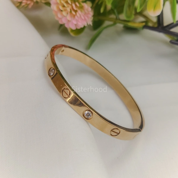 18 KT Adjustable Anti Tarnish Bracelet18