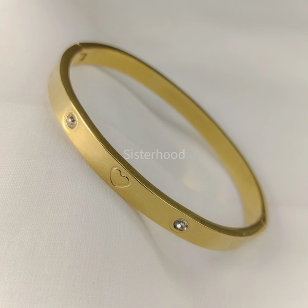 18 KT Adjustable Anti Tarnish Bracelet23 - Gold