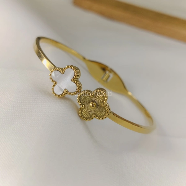 18 KT Adjustable Anti Tarnish Bracelet2