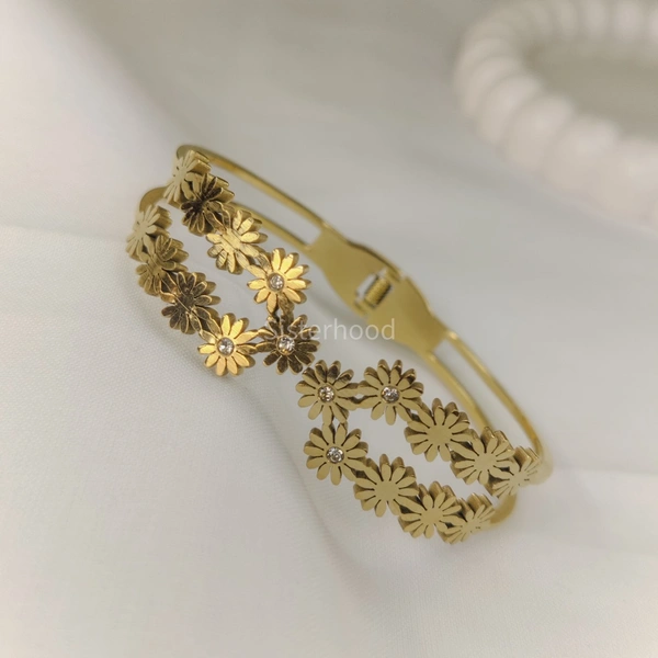 18 KT Adjustable Anti Tarnish Bracelet24