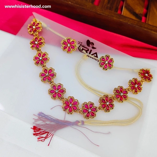 Flower Neckale 1