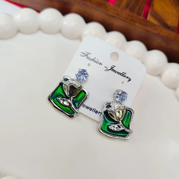 statement earring 4