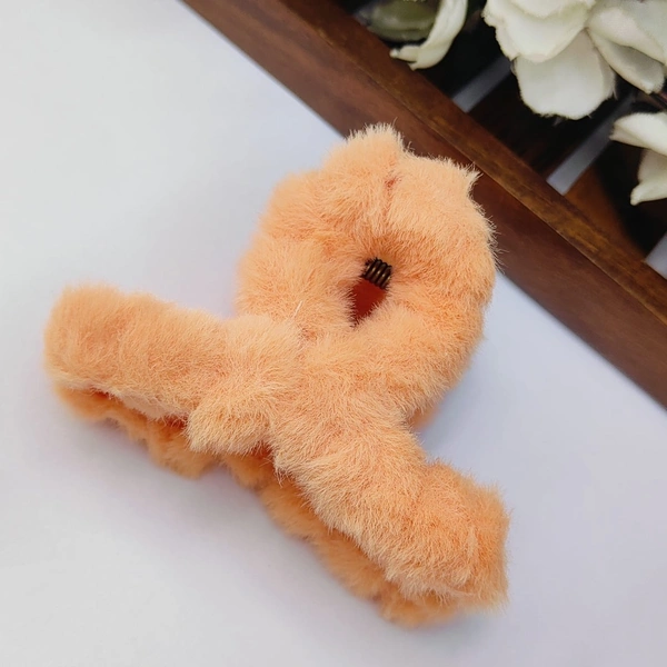 Plush furry claw clip 6