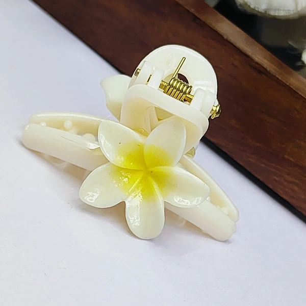 Flower Clip 6