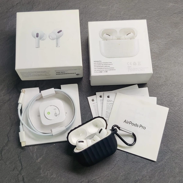 Ear pods pro with premium Silicone Cover  - White Earpod and random cases,  extra buds available in box