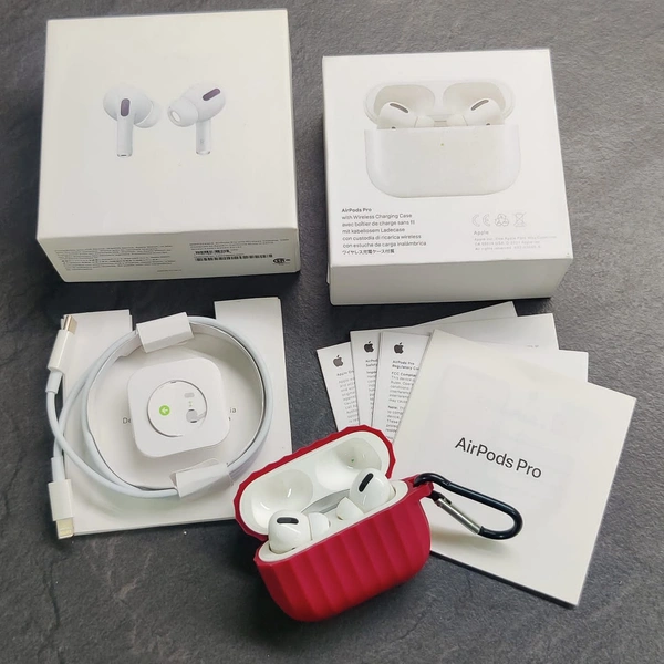 Ear pods pro with premium Silicone Cover  - White Earpod and random cases,  extra buds available in box