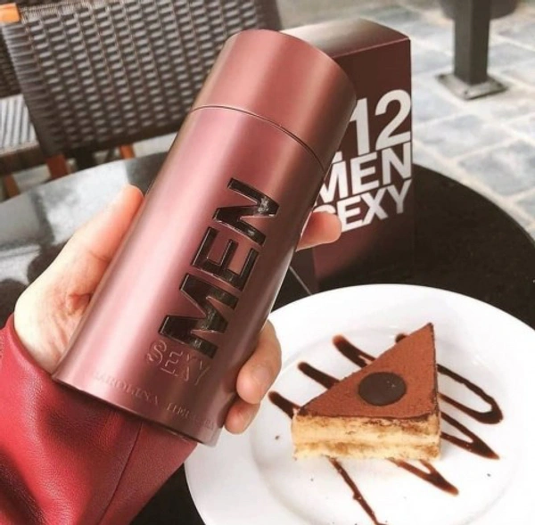 CAROLINA HERRERA 212 SEXY MEN perfume