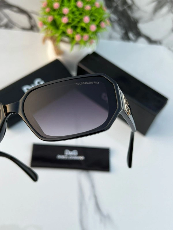 Dolce & gabbana small black shaded