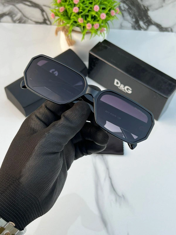 Dolce & gabbana small black shaded