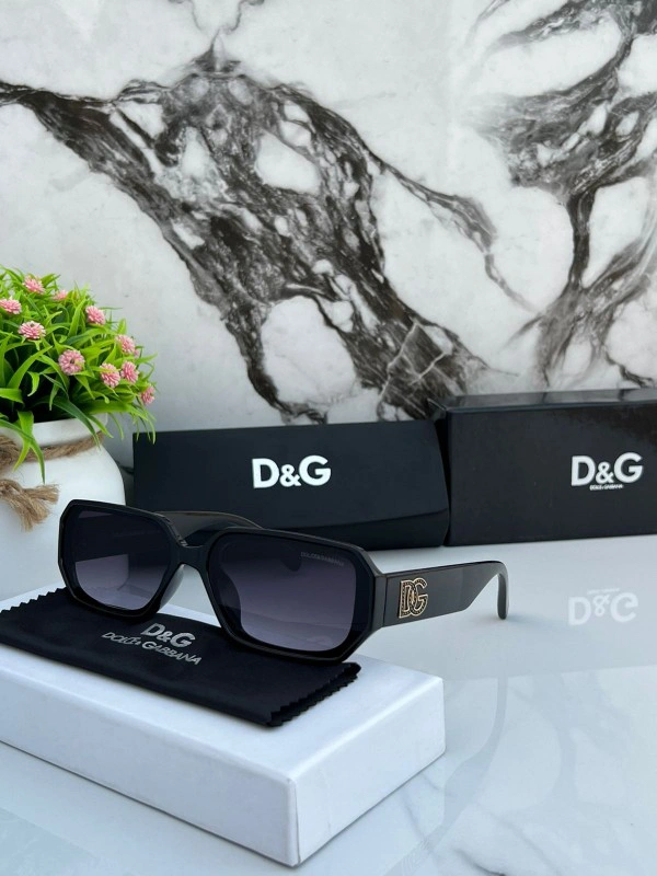 Dolce & gabbana small black shaded