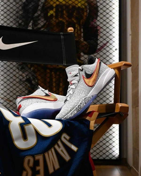 nike lebron 20 the debut