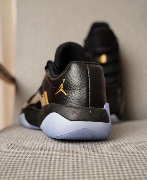 Nike Air Jordan 11 Low CMFT Black - Black