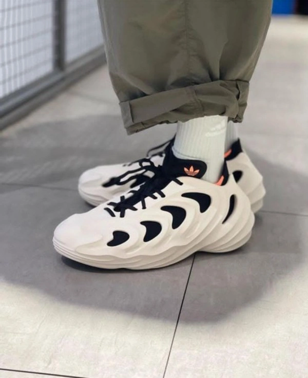 Addidas adifom q wonder white core  - 7- 7.5 - 8.5 - 9 - 10