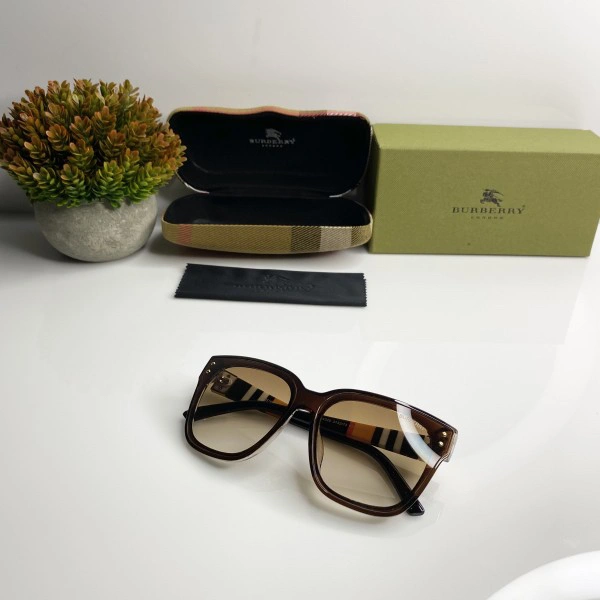 Burberry 4325 Brown