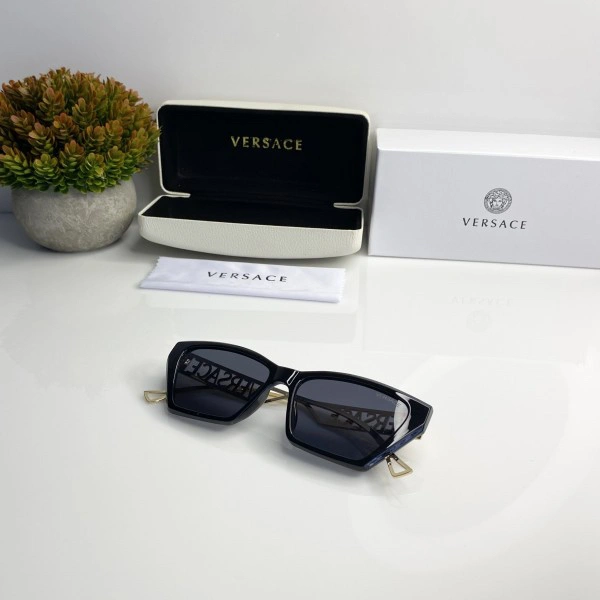 Versace 062 Gold Black