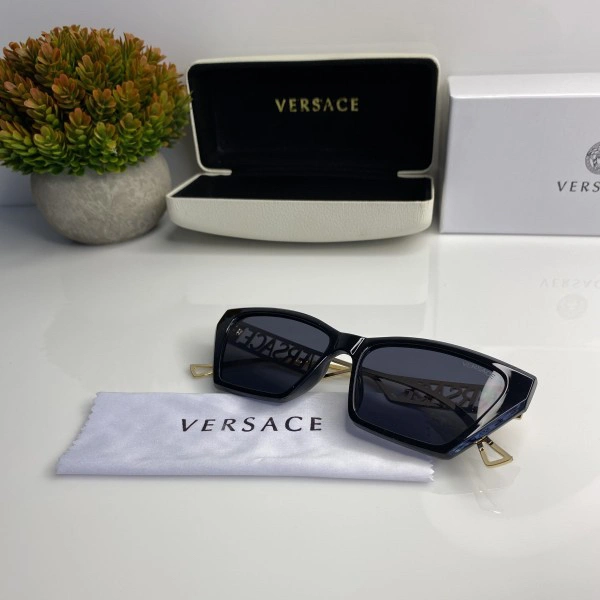 Versace 062 Gold Black