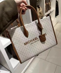 Micheal Kors Tote - Size:14 10Approx