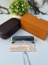 Louis Vuitton small gold black