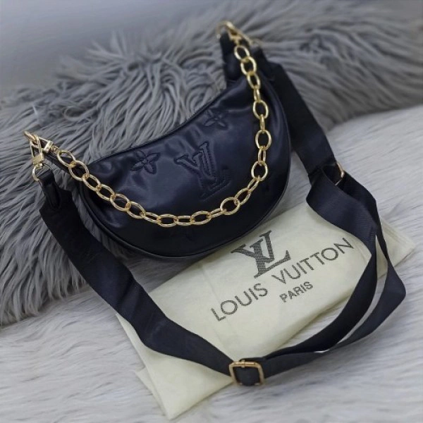 LOUIS VUITTON SIDE BAG - Black