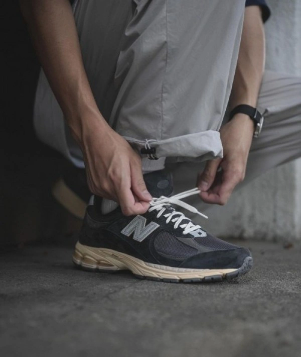 New Balance 2002R Phantom - 7- 7.5 - 8.5 - 9 - 10