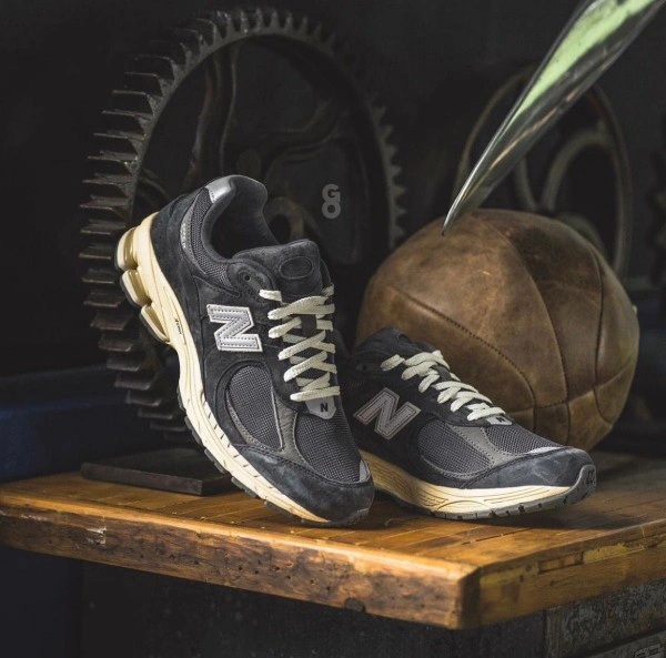New Balance 2002R Phantom - 7- 7.5 - 8.5 - 9 - 10