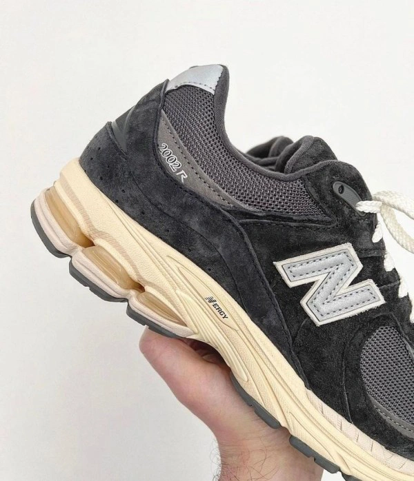 New Balance 2002R Phantom - 7- 7.5 - 8.5 - 9 - 10