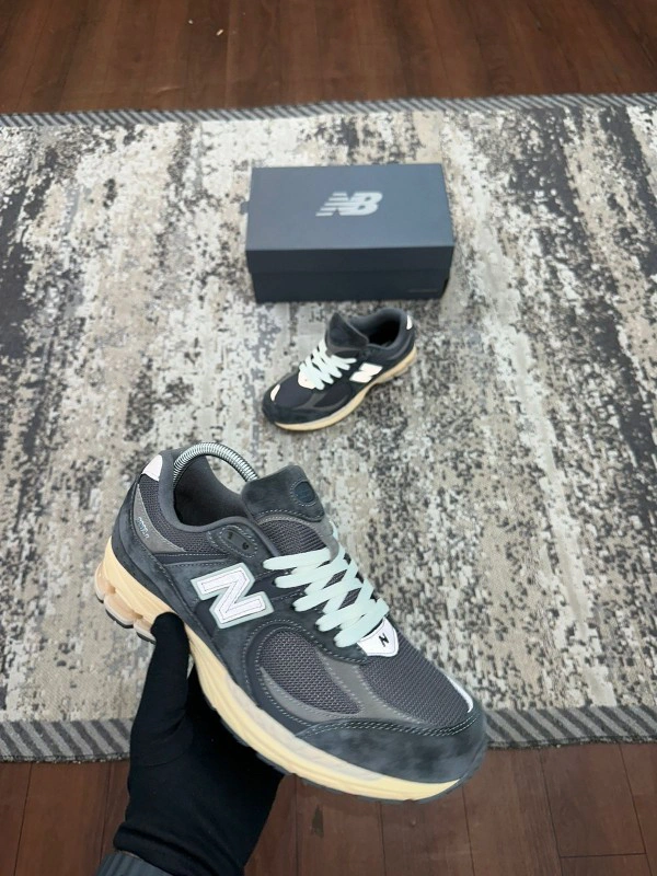 New Balance 2002R Phantom - 7- 7.5 - 8.5 - 9 - 10