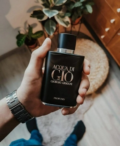 PERFUMES