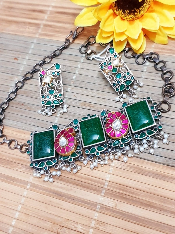 Fusion Pachi kundan and jadau exclusive