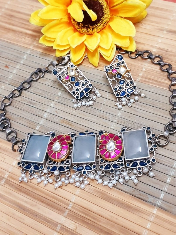 silver replica quartz stone   