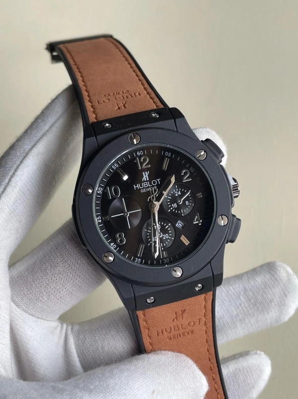 Hublot Mens Premium Watch - Black