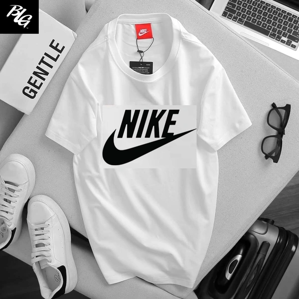 Nike Unisex Tshirts - xl