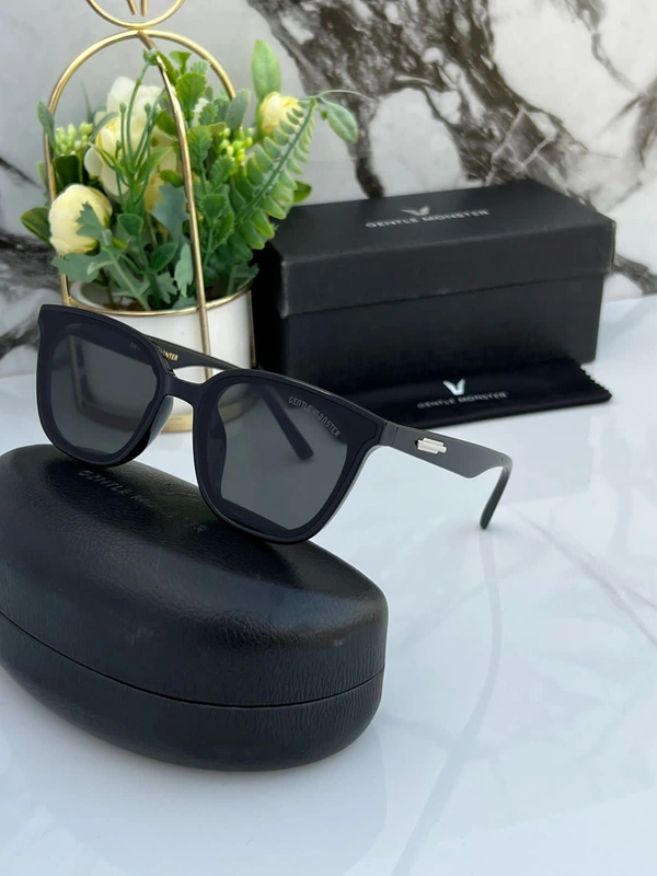 Gentle Monster Mens Sunglass