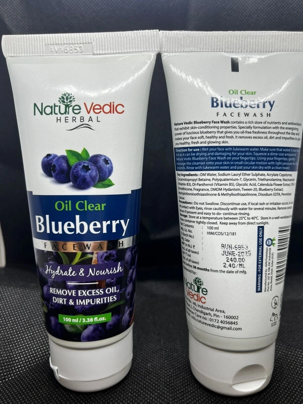 Nature Vedic Blueberry Face Wash for Hydrate & Nourish, Deep CleanRemove Excess Oil, Dirt & Impurities