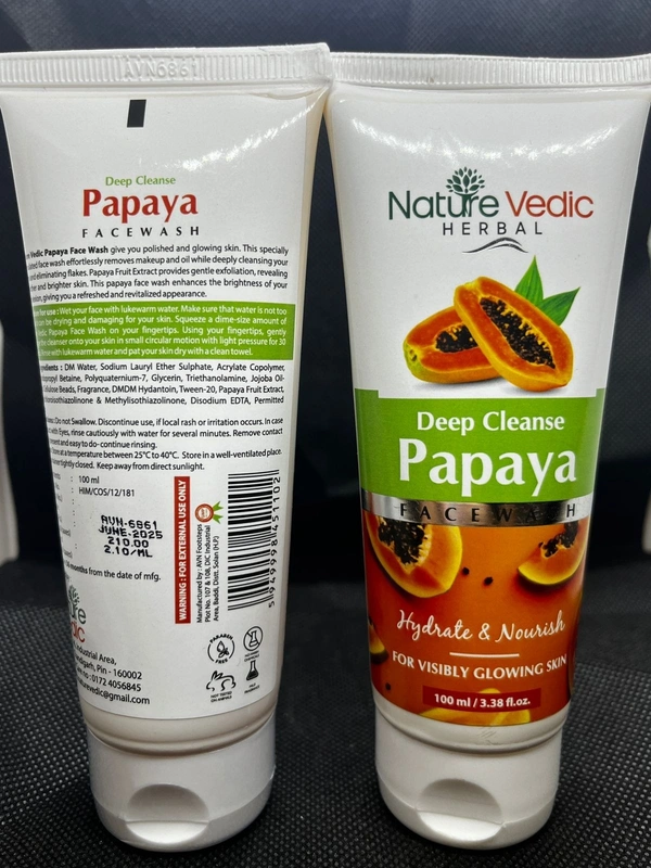Nature Vedic Papaya Face Wash for Visibly Polished & Glowing Skin