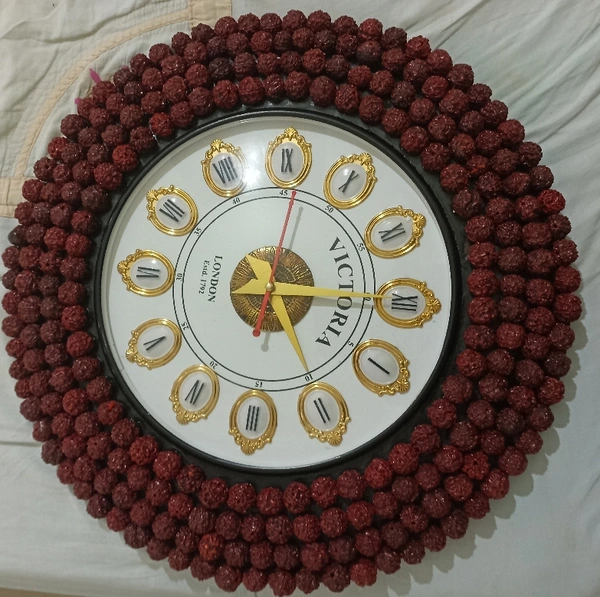 Hm Decor Rudraksha Wall Clock  - Brown, 12x12"