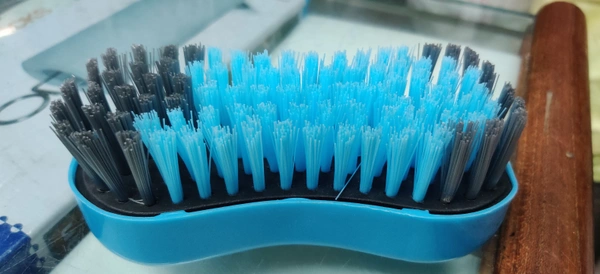 Plastic Cloth Brush 
