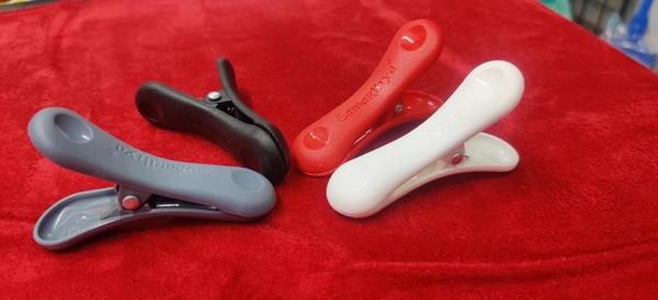 Samarthya Sparrow Cloth Clips ( 12 Pcs )