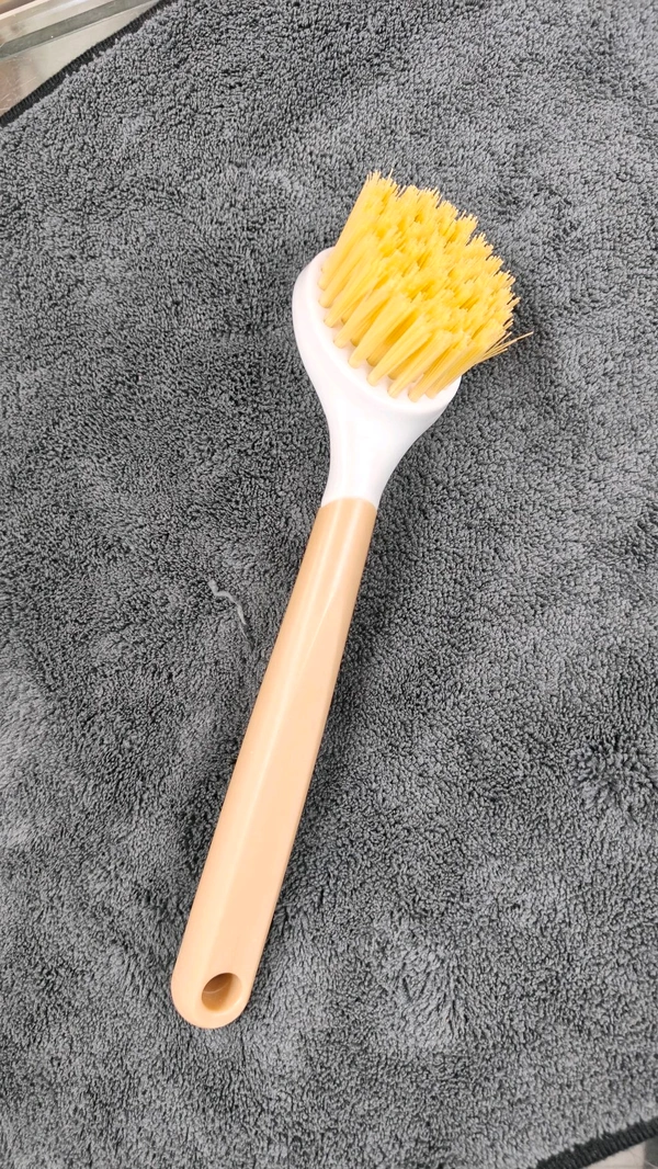 BASIN BRUSH (SIZE: 18 CM X 20 CM) - *** LOW PRICE GUARANTEE ***