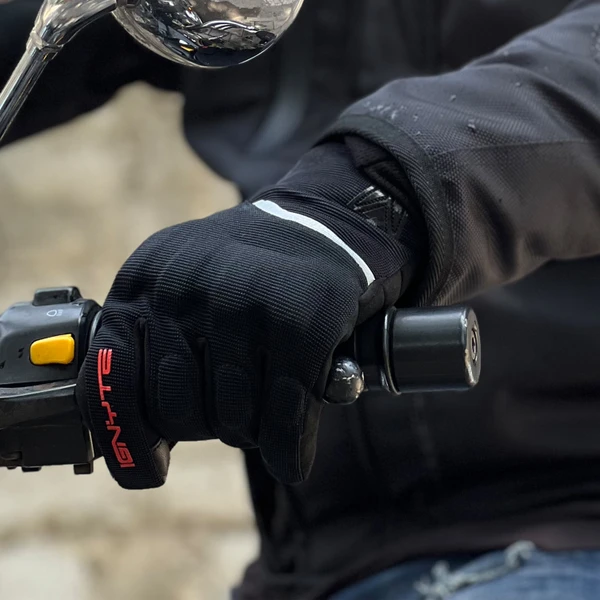 Ignyte Aqua Black Waterproof Riding Gloves - M