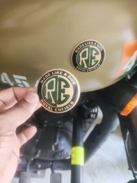 Made Like A Gun Round Metal Logo Sticker Fuel Tank Petrol Tank Monogram for Royal Enfield Classic (Pack of 2, Golden)
