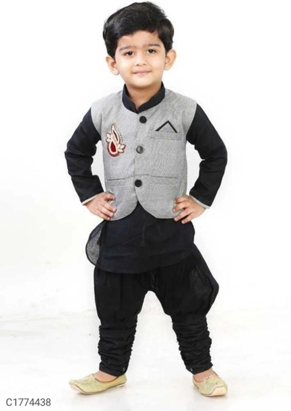 Ethnic Kids Solid Boys Kurta Set - 5-6Yr