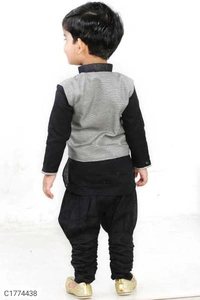 Ethnic Kids Solid Boys Kurta Set - 4-5Yr