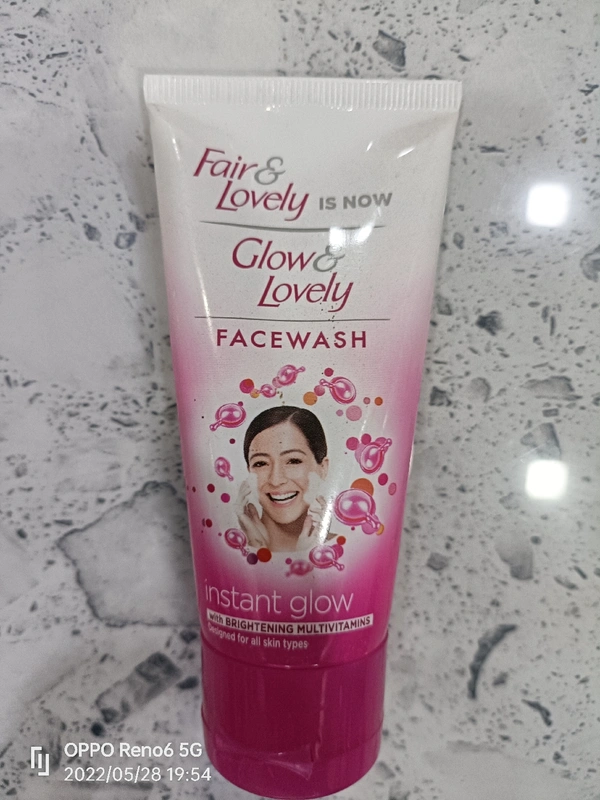 Fair & Lovely Face Wash - 100g