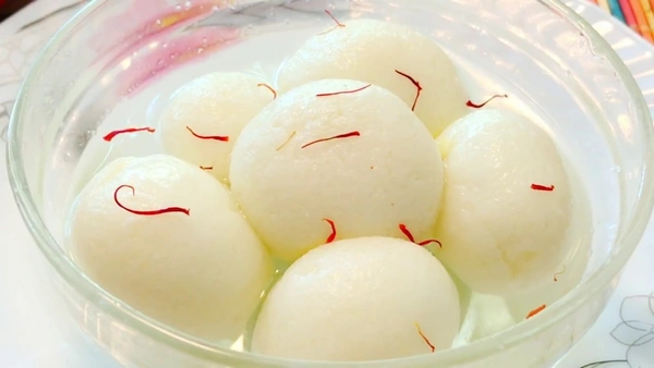 Apna Dairy Rasgulla (রসগোল্লা) - 1 Pieces, White