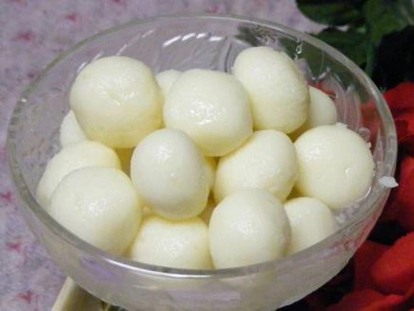 Apna Dairy Rasgulla Small (রসগোল্লা) - 1 Pieces, White
