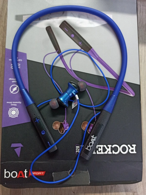 Boat Rockerz 328 - Blue