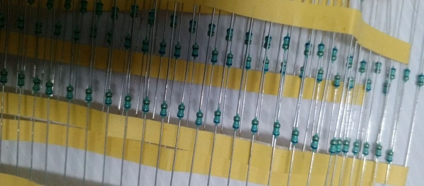 680 ohm resistor 1/8 watt pack of 5 - r303