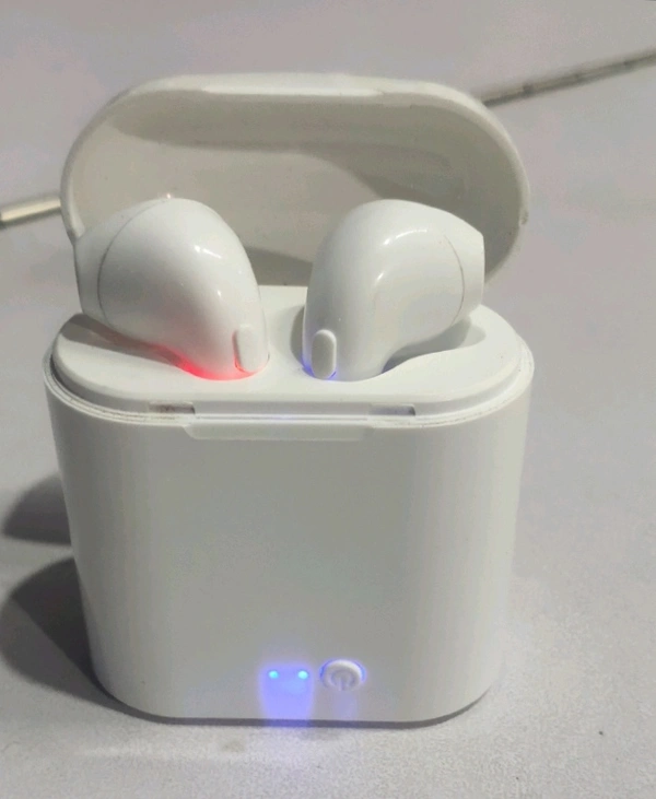 i7S Bluetooth Airpods - White