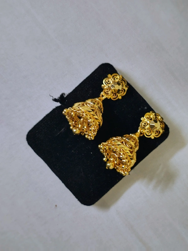 Ear rings - gold